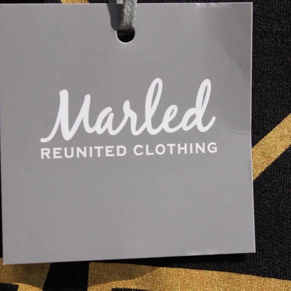 Marled Women's Black Hoodie Sweatshirt Love Graphic Size Medium - Picture 14 of 14